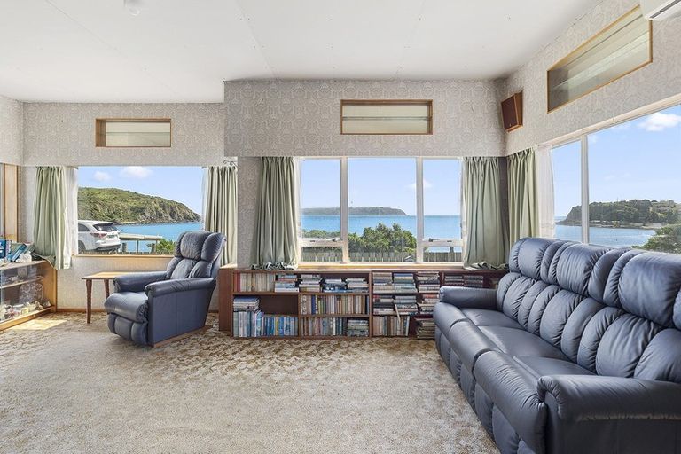 Photo of property in 12 Beach Road, Titahi Bay, Porirua, 5022