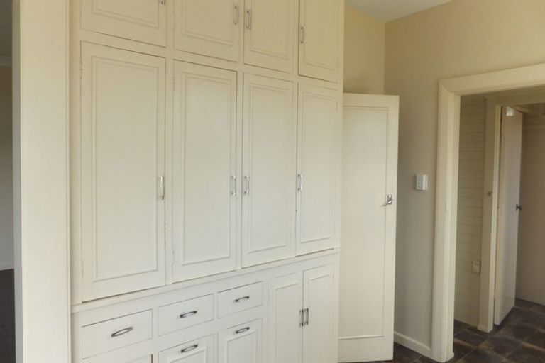 Photo of property in 227 Weston Road, St Albans, Christchurch, 8052