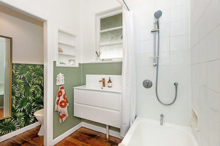 Photo of property in 8 Macdonald Street, Te Hapara, Gisborne, 4010