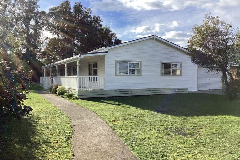 Photo of property in 11 Malcolm Street, Martinborough, 5711