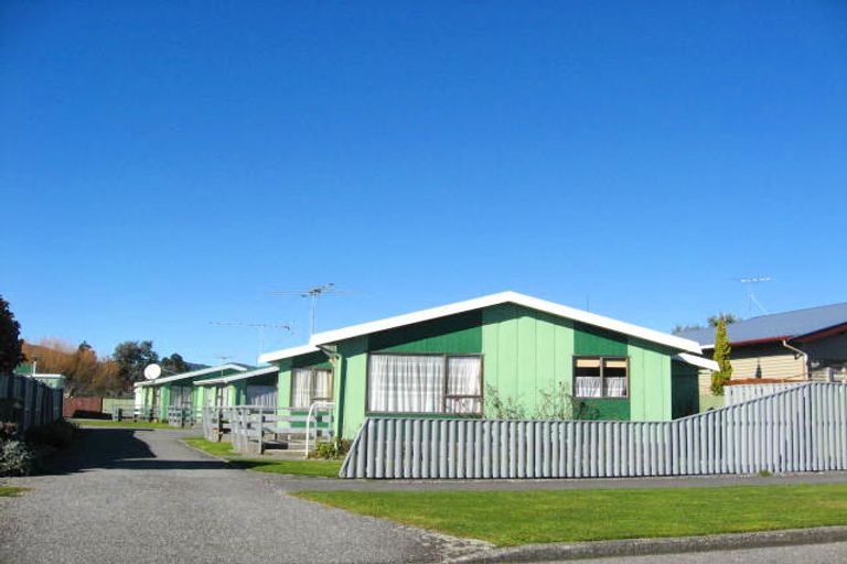 Photo of property in 25-27 Palmerston Street, Greymouth, 7805