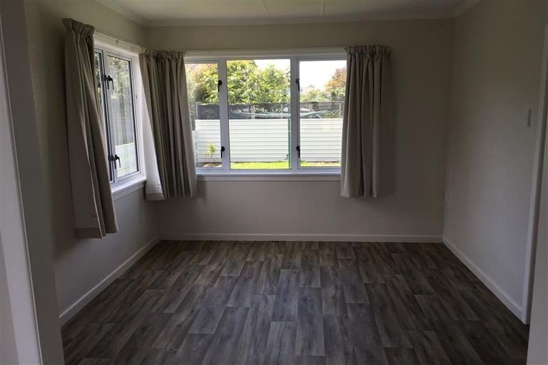 Photo of property in 36 Cornfoot Street, Castlecliff, Whanganui, 4501