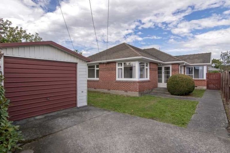 Photo of property in 19 Wentworth Street, Ilam, Christchurch, 8041