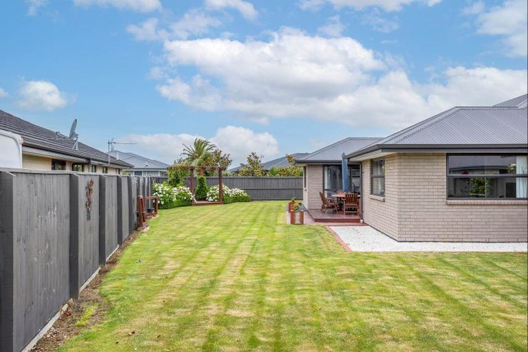 Photo of property in 11 Crampton Close, Kaiapoi, 7630