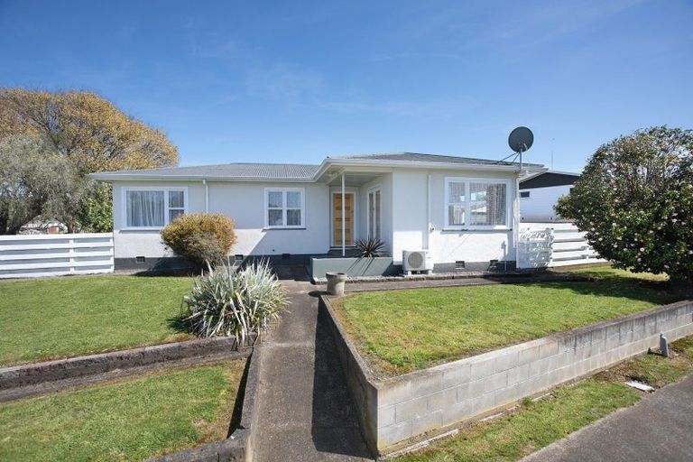 Photo of property in 2 Norrie Street, Feilding, 4702