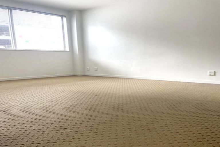 Photo of property in Budget Car Rental, 2/81 Ghuznee Street, Te Aro, Wellington, 6011