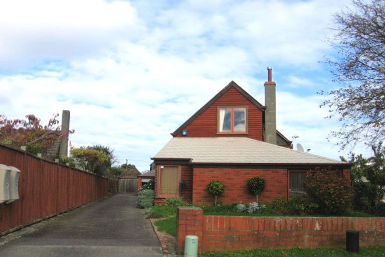 Photo of property in 21b Wai-iti Crescent, Woburn, Lower Hutt, 5010