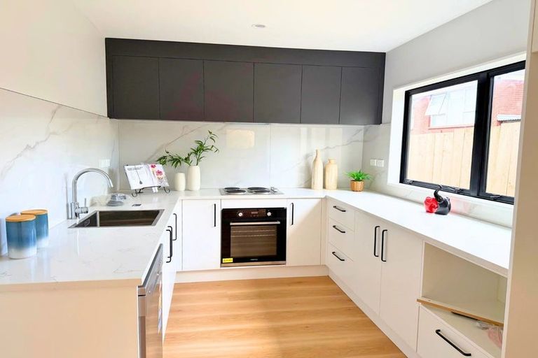 Photo of property in 25a Crawford Avenue, Mangere Bridge, Auckland, 2022