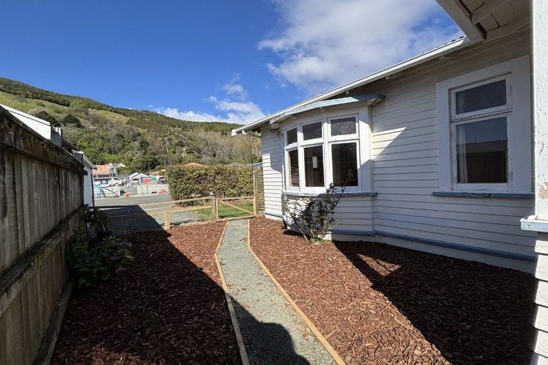 Photo of property in 122 Milton Street, The Wood, Nelson, 7010