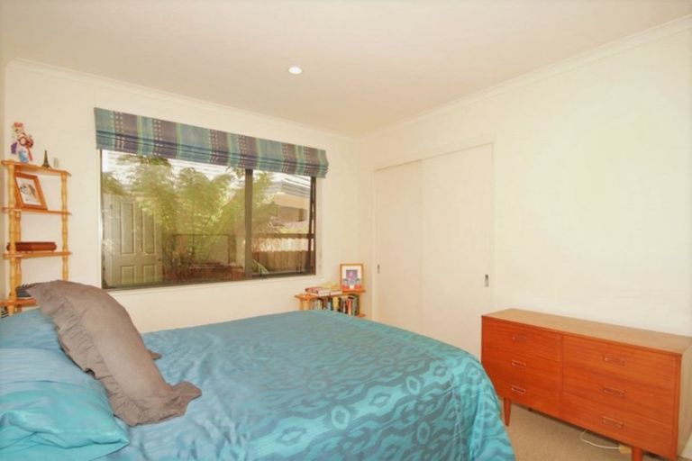 Photo of property in 11 Homewood Avenue, Levin, 5510