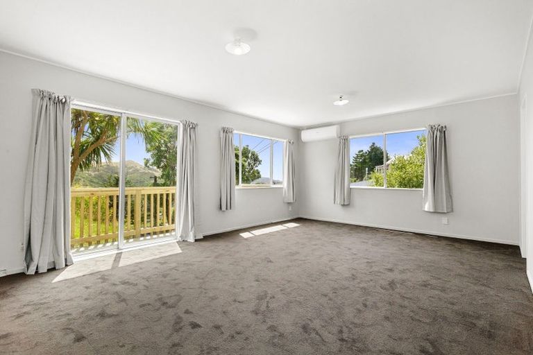 Photo of property in 121 Ohariu Road, Johnsonville, Wellington, 6037
