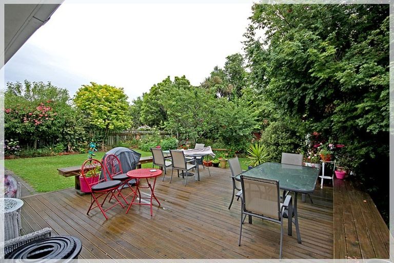 Photo of property in 32 Marlborough Street, Levin, 5510