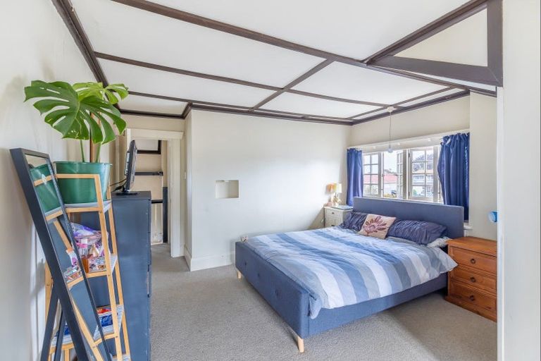 Photo of property in 151 Powderham Street, New Plymouth, 4310