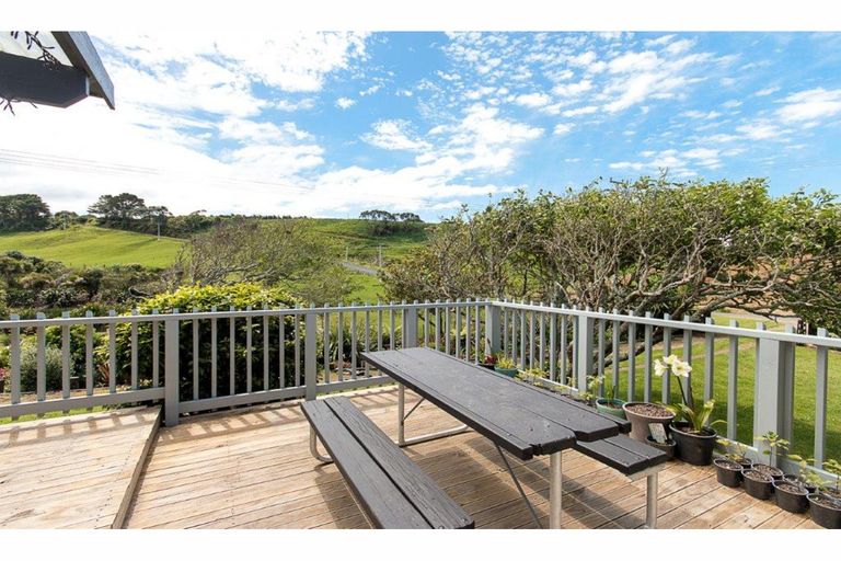 Photo of property in 42 Cemetery Road, Pollok, Waiuku, 2684