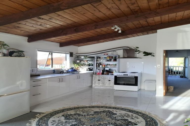 Photo of property in 41c Langton Road, Stanmore Bay, Whangaparaoa, 0932