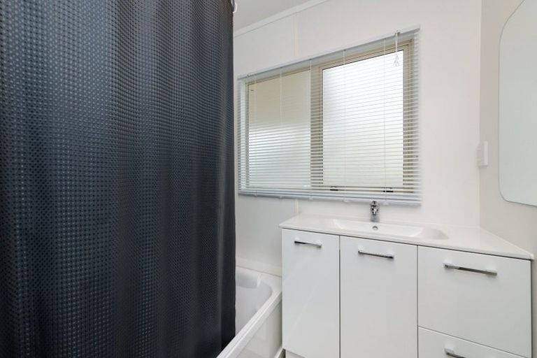 Photo of property in 18 Wear Street, Rongotea, 4476