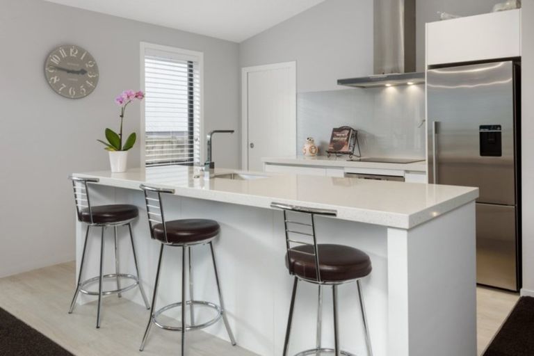 Photo of property in 291 Lakes Boulevard, Pyes Pa, Tauranga, 3112