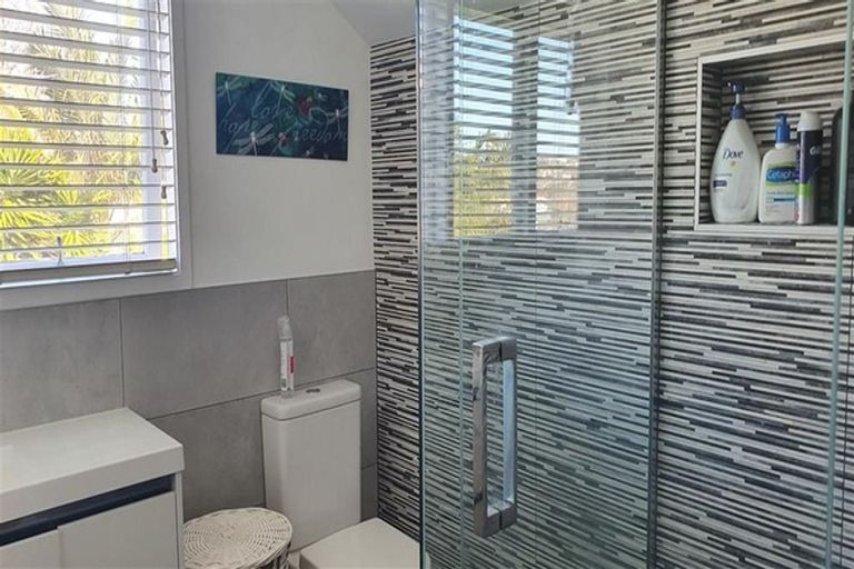 Photo of property in 1/174 Upland Road, Remuera, Auckland, 1050