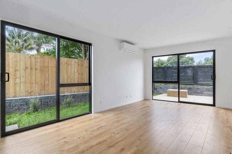 Photo of property in 6/24 Carnoustie Drive, Wattle Downs, Auckland, 2103