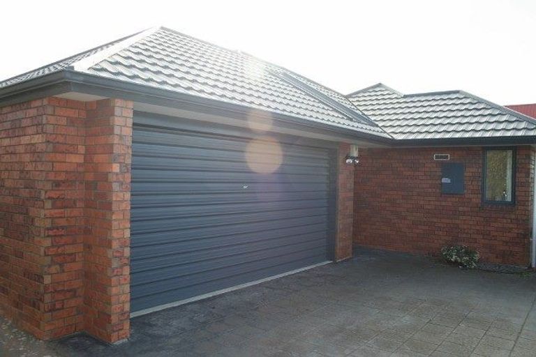 Photo of property in 35a Euston Street, Riccarton, Christchurch, 8041