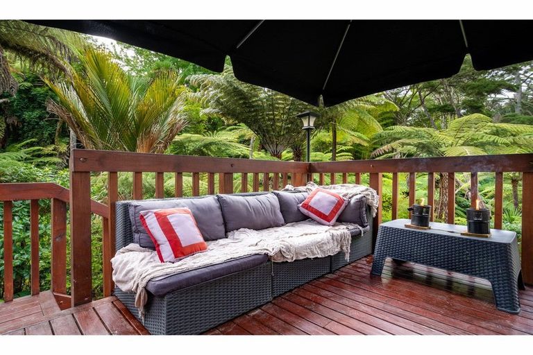 Photo of property in 35d Mcclintock Road, Massey, Auckland, 0614