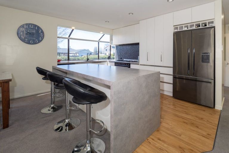 Photo of property in 19 Falcon Drive, Allenton, Ashburton, 7700