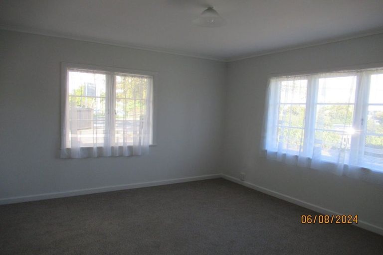 Photo of property in 19 Walmsley Road, Mangere, Auckland, 2022
