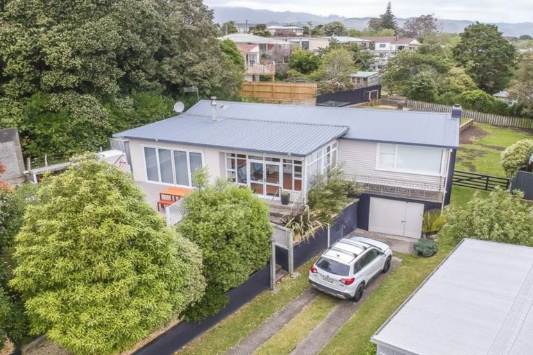 Photo of property in 8 Ngaio Road, Raumati Beach, Paraparaumu, 5032