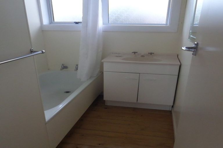 Photo of property in 10 Thurso Place, New Brighton, Christchurch, 8083