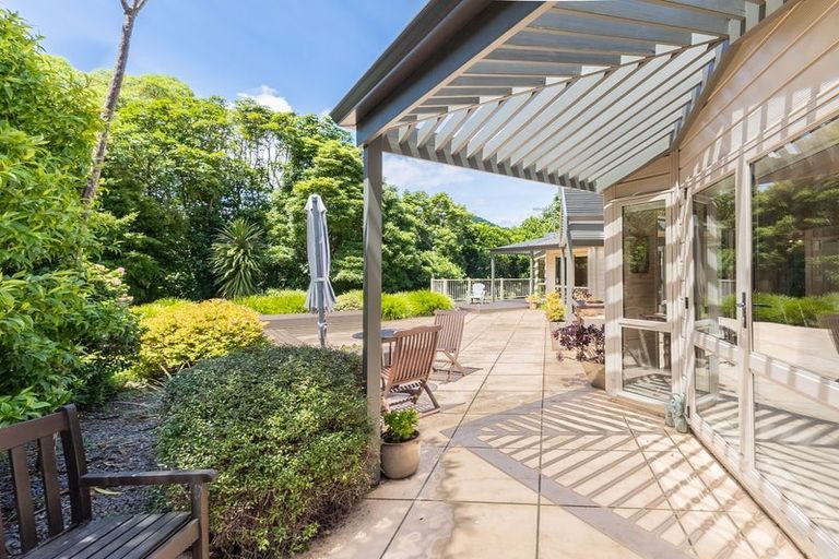 Photo of property in 27 Cascade Way, Paraparaumu, 5032