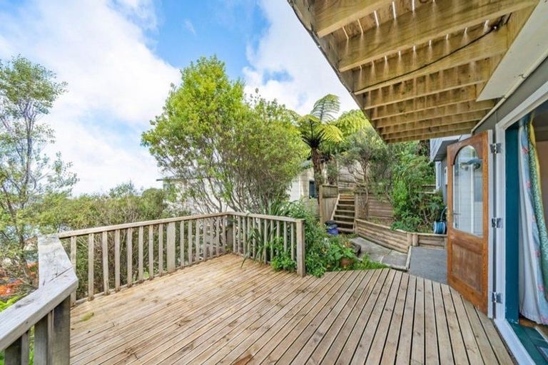 Photo of property in 2/259 Major Drive, Kelson, Lower Hutt, 5010