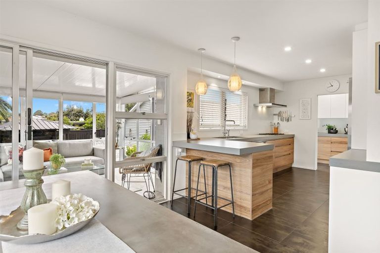 Photo of property in 9 Roysfield Lane, Sunnyhills, Auckland, 2010