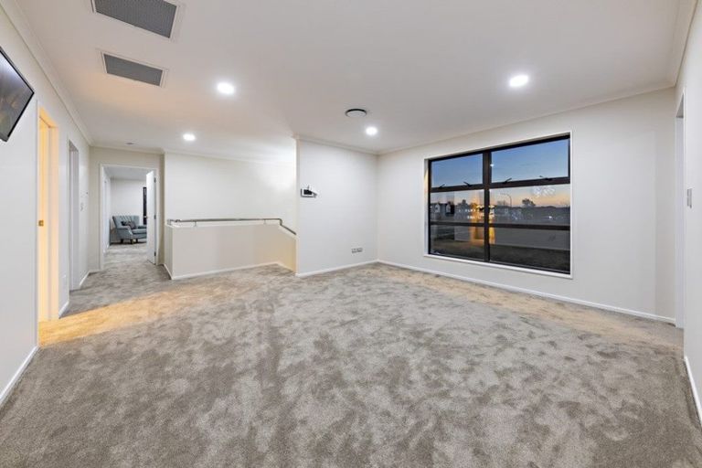 Photo of property in 23 Nohoanga Road, Karaka, Papakura, 2113