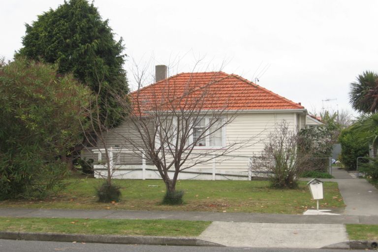 Photo of property in 2 Kettle Crescent, Marewa, Napier, 4110