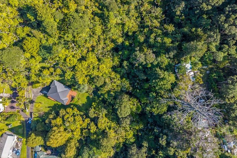 Photo of property in 373 Huia Road, Titirangi, Auckland, 0604