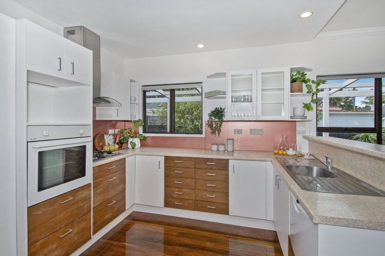 Photo of property in 16 Lovatt Crescent, Kensington, Whangarei, 0112