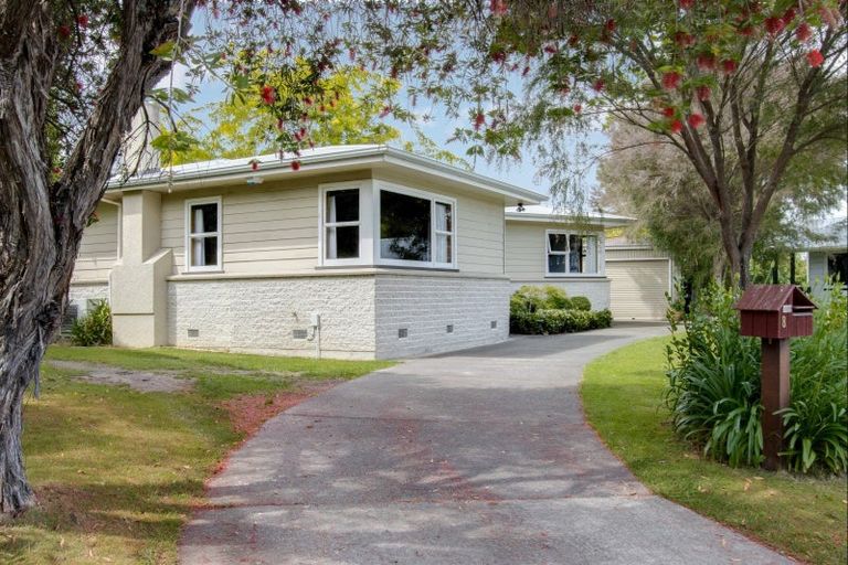 Photo of property in 8 Legorne Lane, Havelock North, 4130