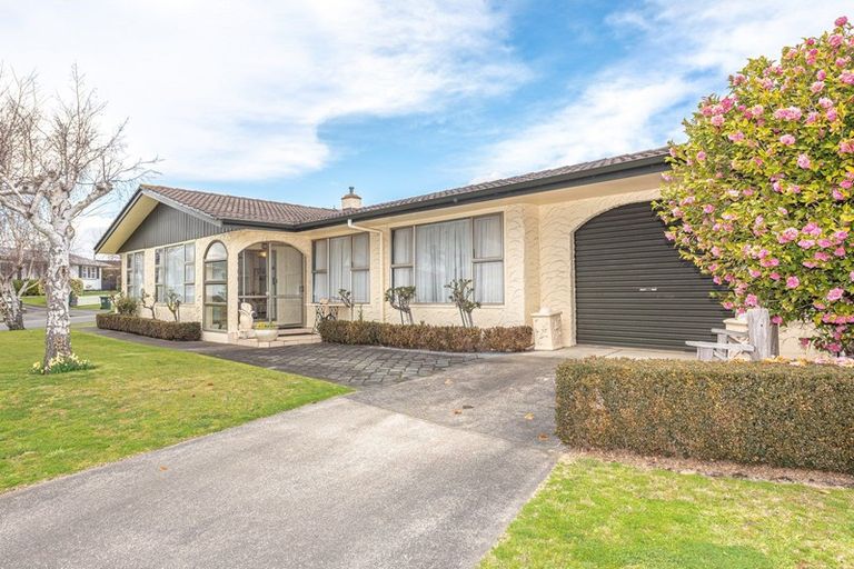 Photo of property in 17 Karamu Street, Tawhero, Whanganui, 4501