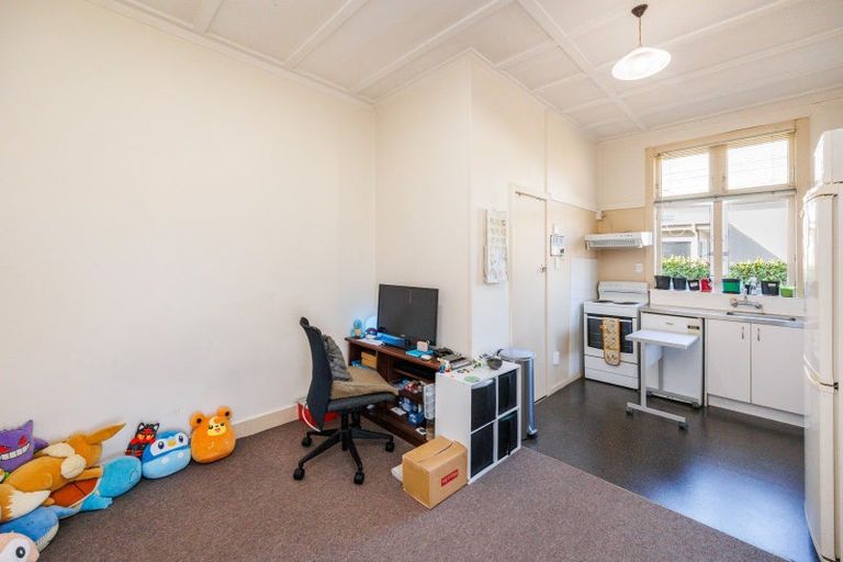 Photo of property in 285 Fitzherbert Avenue, West End, Palmerston North, 4410