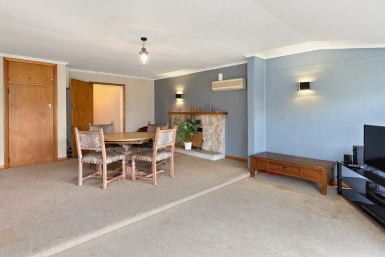 Photo of property in 74 Mclauchlan Street, Springlands, Blenheim, 7201