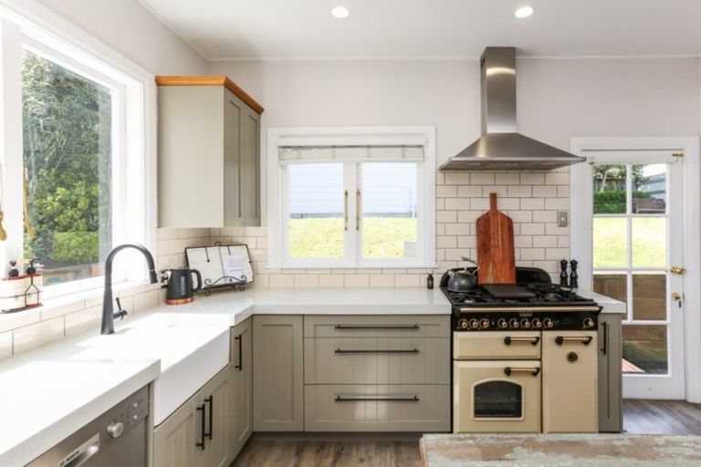 Photo of property in 9 Simla Terrace, Hospital Hill, Napier, 4110