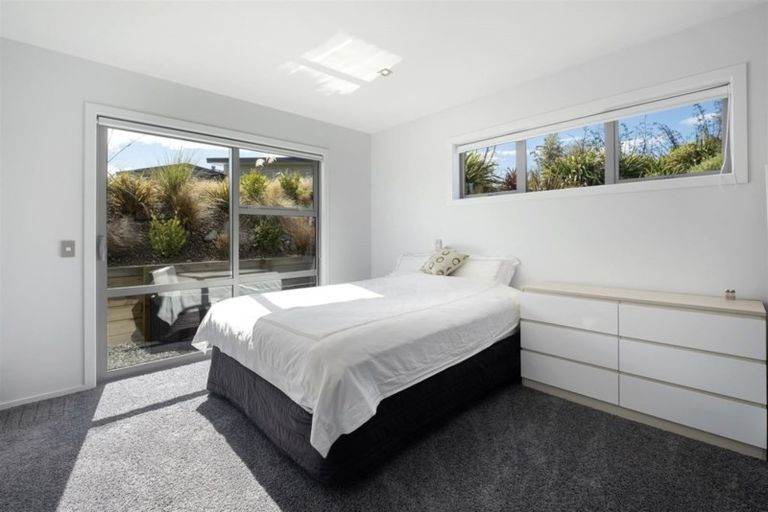 Photo of property in 5 Mohua Mews, Wanaka, 9305