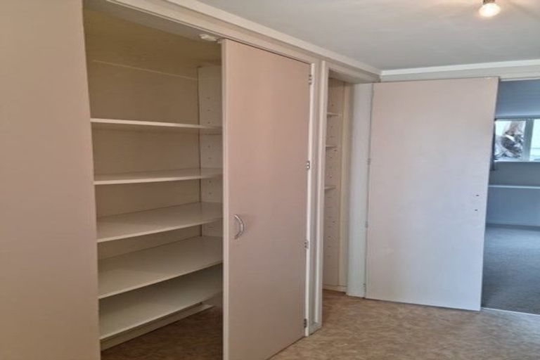 Photo of property in 32 Lewis Road, Pakuranga, Auckland, 2010