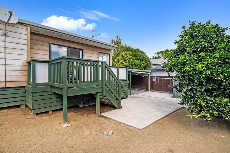 Photo of property in 15 View Road, Waiuku, 2123