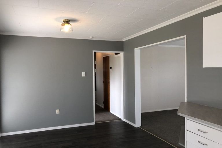 Photo of property in 645 Queen Street East, Levin, 5510