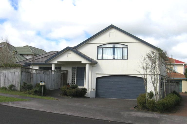 Photo of property in 1/7 Chale Place, Somerville, Auckland, 2014