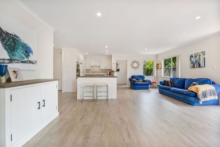 Photo of property in 14c Sunnyhill Crescent, Sunnyhills, Auckland, 2010