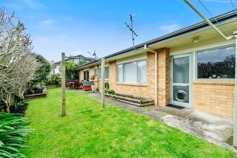 Property details for 5/17 Youngs Road, Papakura, 2110
