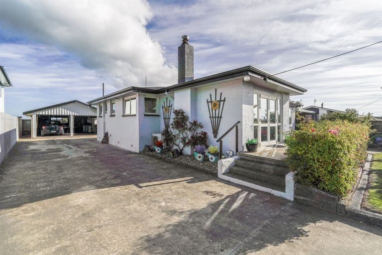 Photo of property in 191 Bay Road, Grasmere, Invercargill, 9810