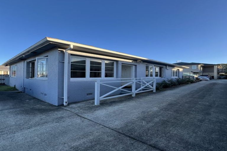 Photo of property in 9 Waterview Road, Favona, Auckland, 2024